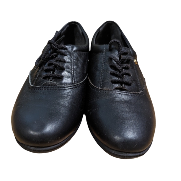Easy Spirit Shoes - Picture 4 of 7